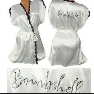 Victoria's Secret Bombshell Robe Womens M Lace Trim Rhinestone Kimono Sleepware
